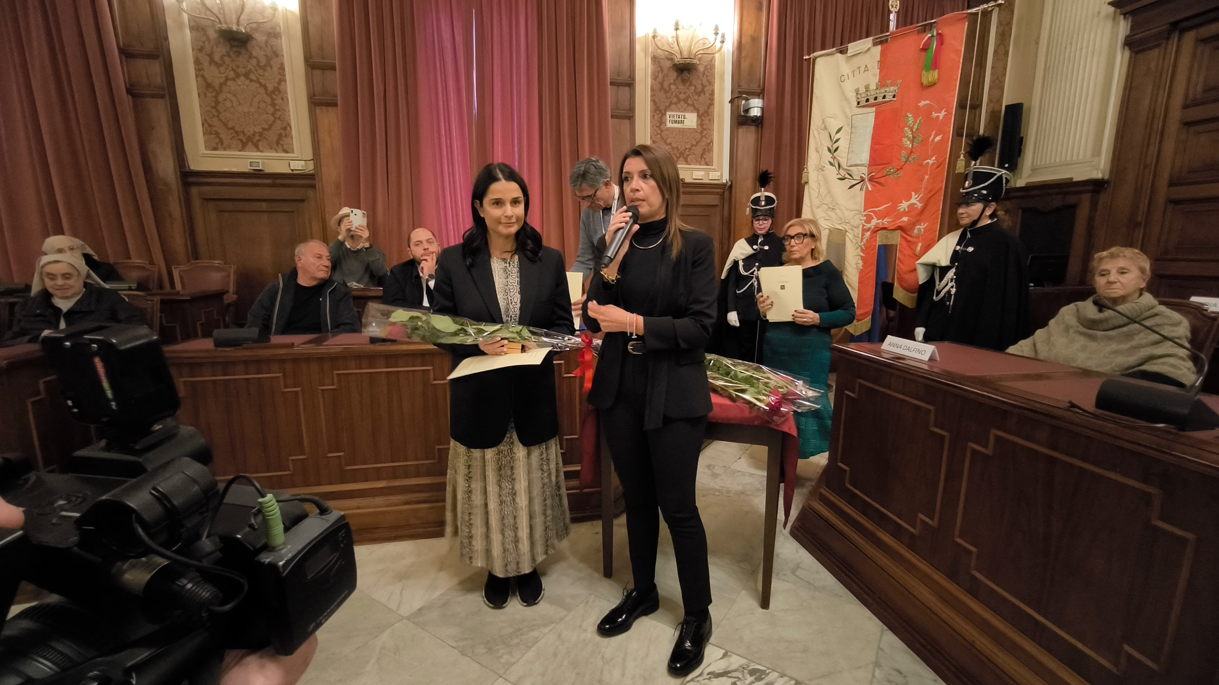 Nicolino d‘oro 2023 questa mattina la tradizionale cerimonia per la consegna del premio ai cittadini che hanno dato lustro alla città di Bari