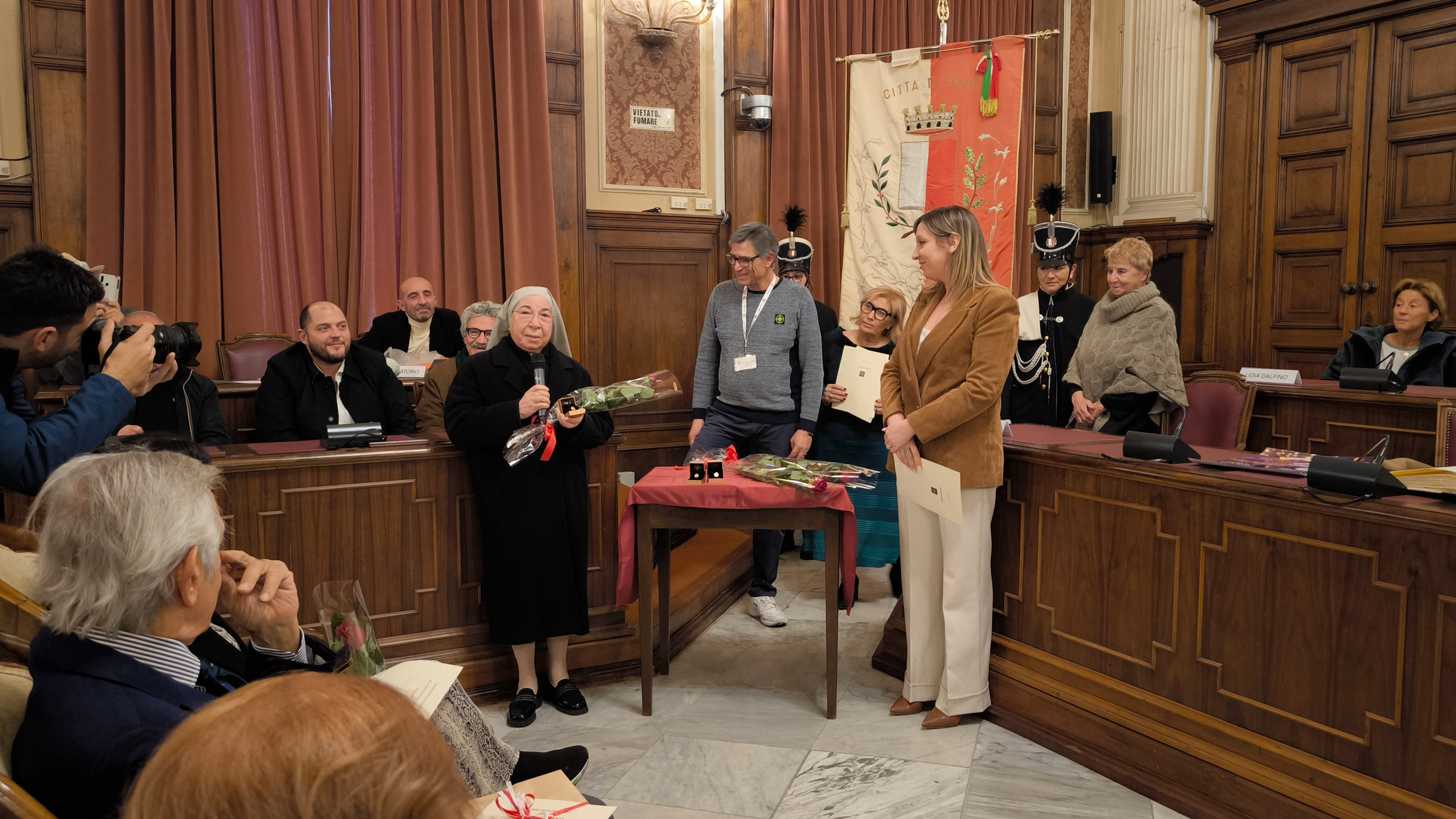 Nicolino d‘oro 2023 questa mattina la tradizionale cerimonia per la consegna del premio ai cittadini che hanno dato lustro alla città di Bari